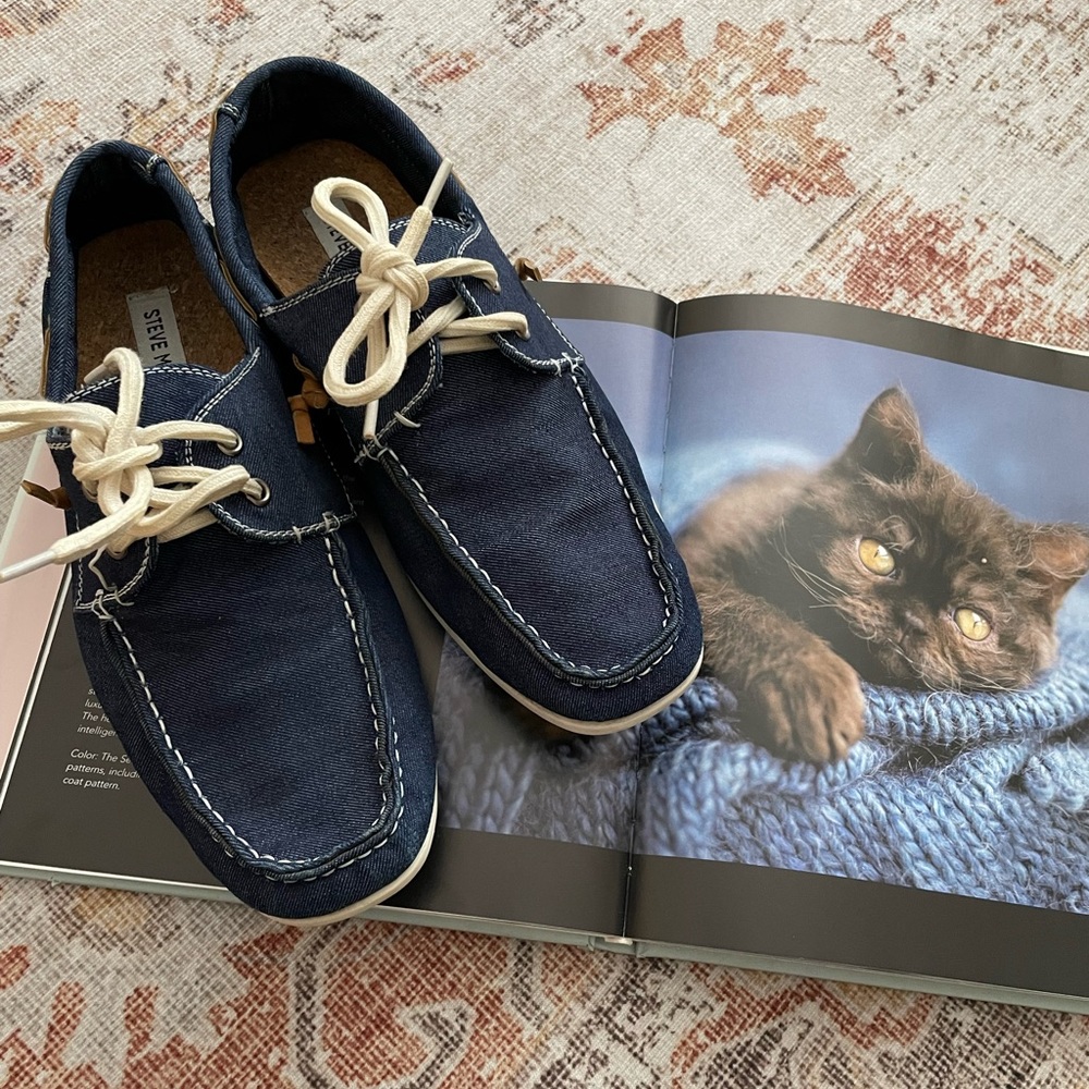 Steve Madden canvas slip on boat shoes